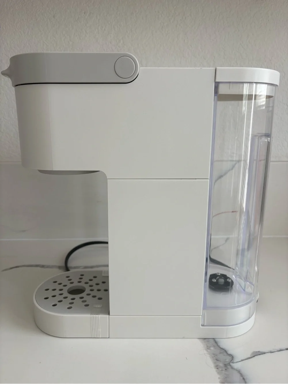 Keurig Single-Serve K-Cup Coffee Maker in White NWOT - Brand new w/out Box